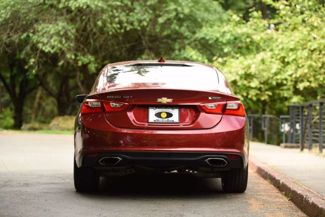 2018 Chevrolet Malibu - Image 13