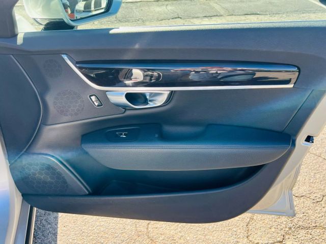 2018 Volvo S90 - Image 26
