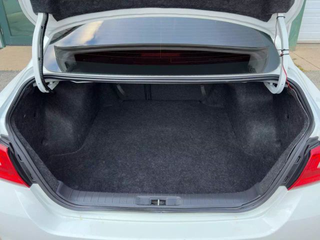 2016 Nissan Altima - Image 18