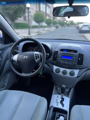 2009 Hyundai Elantra Gls Sedan 4d - Image 15