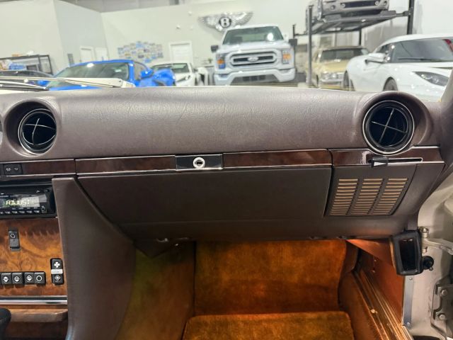 1987 Mercedes-benz 560 Series - Image 264