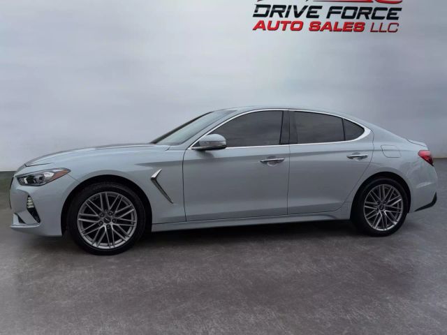 2020 Genesis G70 - Image 2