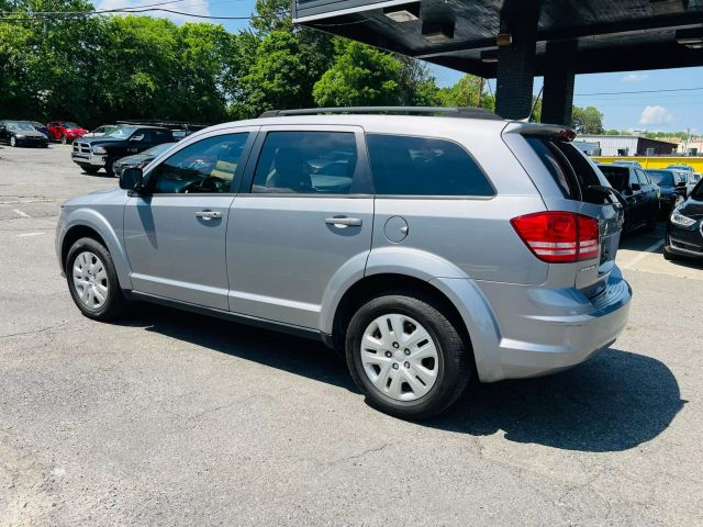 2018 Dodge Journey - Image 10