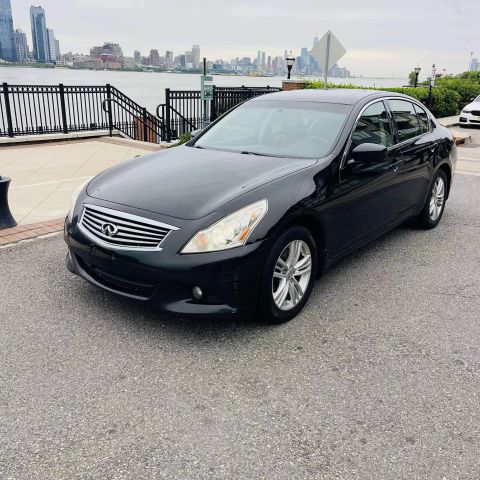 2013 Infiniti G37x Sedan 4d - Image 5