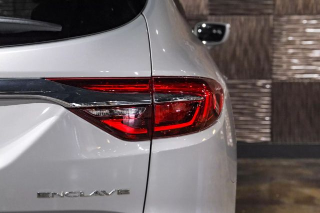 2018 Buick Enclave Premium Sport Utility 4d - Image 46