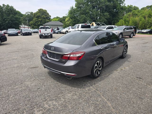 2017 Honda Accord - Image 5