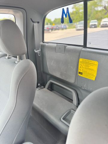 2007 Toyota Tacoma Access Cab Pickup 4d 6 Ft - Image 18