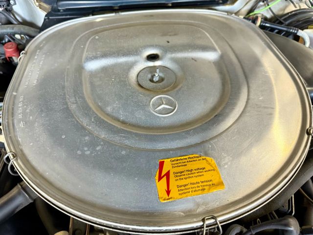 1987 Mercedes-benz 560 Series - Image 180