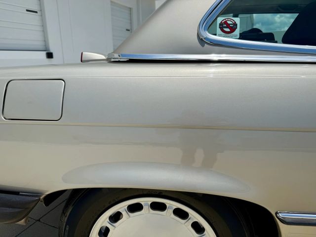 1987 Mercedes-benz 560 Series - Image 13