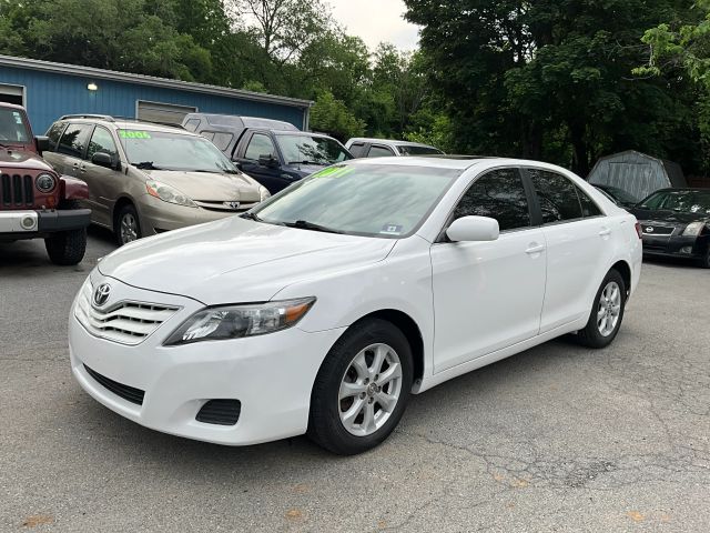 2011 Toyota Camry - Image 7