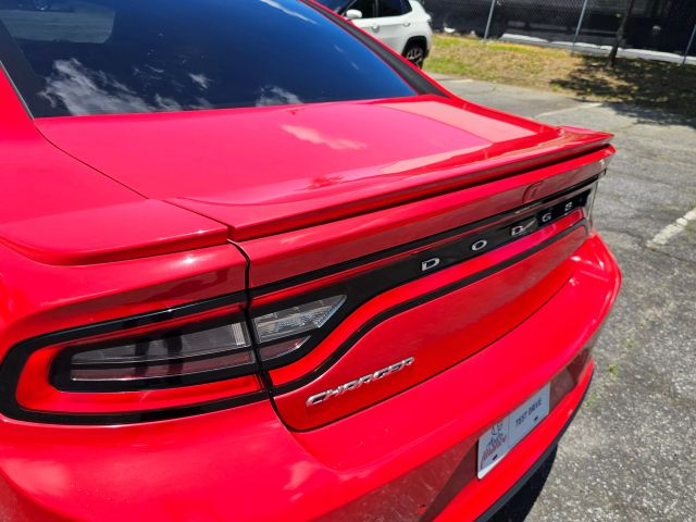 2018 Dodge Charger - Image 10