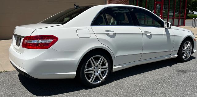 2010 Mercedes-benz E-class - Image 4