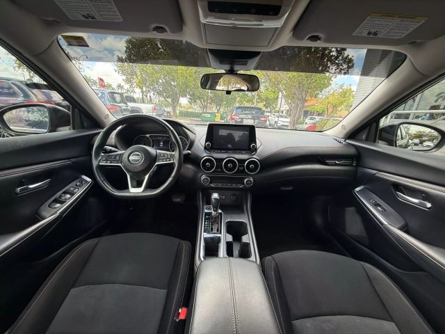 2021 Nissan Sentra - Image 13