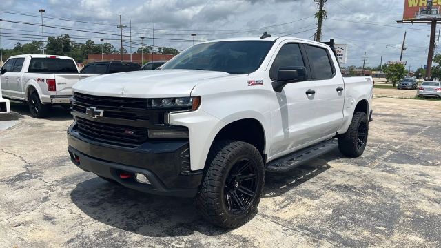 2021 Chevrolet Silverado 1500 Crew Cab - Image 6