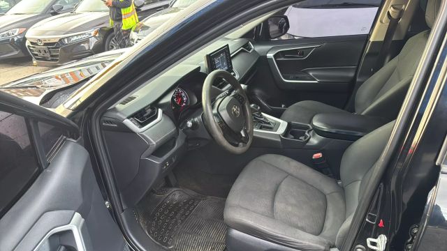 2019 TOYOTA RAV4 SUV 4-CYL, 2.5 LITER LE SPORT UTILITY 4D