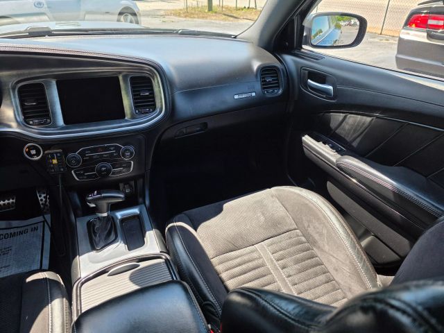 2021 Dodge Charger - Image 11