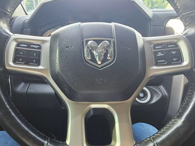 2016 Ram 1500 Crew Cab - Image 25