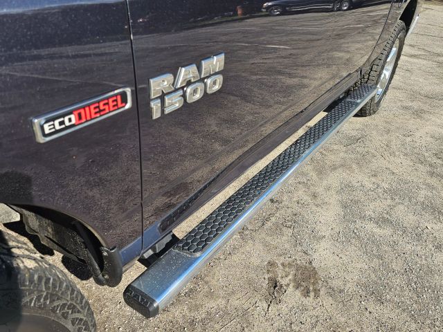 2015 Ram 1500 Crew Cab - Image 12