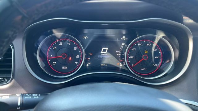 2020 Dodge Charger - Image 24