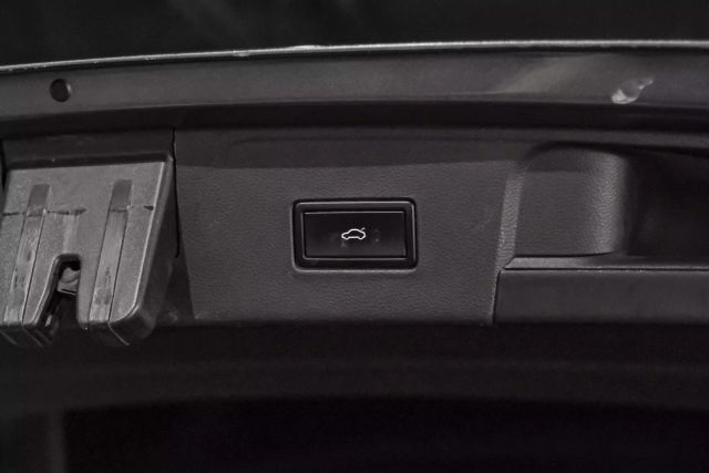 2020 Volkswagen Atlas Se 4motion W/tech Pkg Sport Utility 4d - Image 48