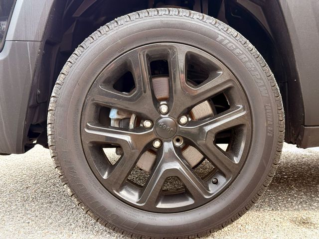 2016 Jeep Renegade - Image 33