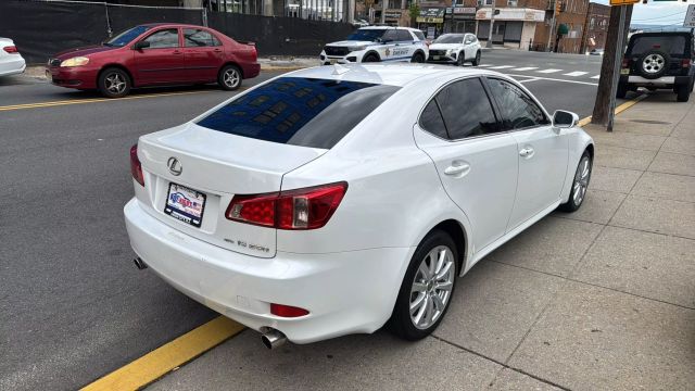 2013 LEXUS IS SEDAN V6, 2.5 LITER IS 250 SEDAN 4D