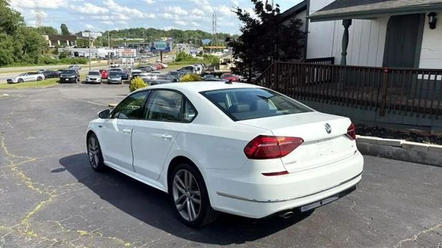 2018 Volkswagen Passat - Image 7