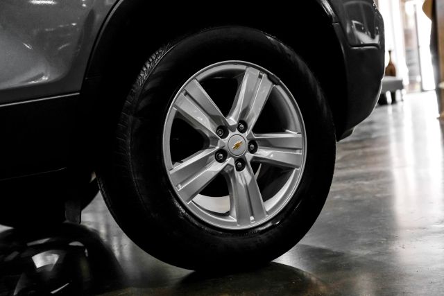 2019 Chevrolet Trax Lt Sport Utility 4d - Image 50