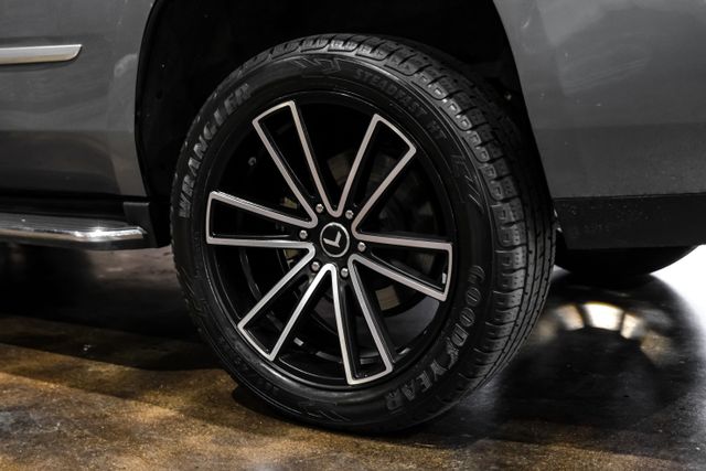 2018 Cadillac Escalade Luxury Sport Utility 4d - Image 43