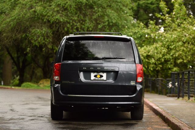 2014 Dodge Grand Caravan Passenger - Image 15
