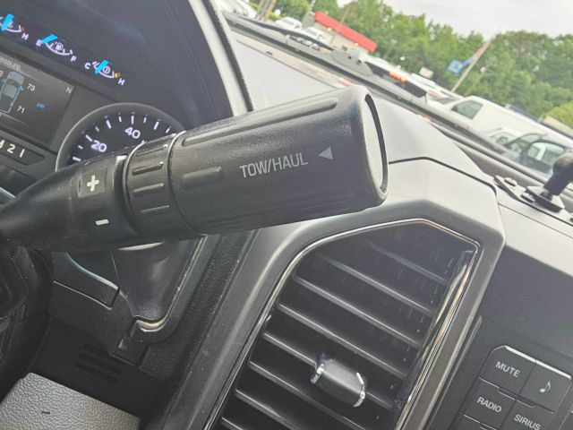 2019 Ford F250 Super Duty Crew Cab - Image 26