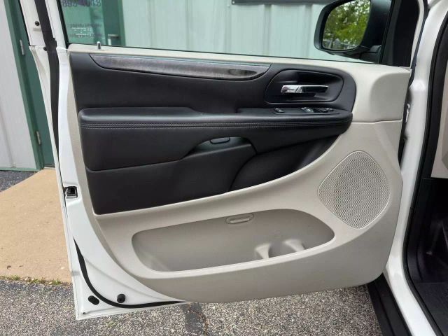 2012 Ram C/v - Image 14