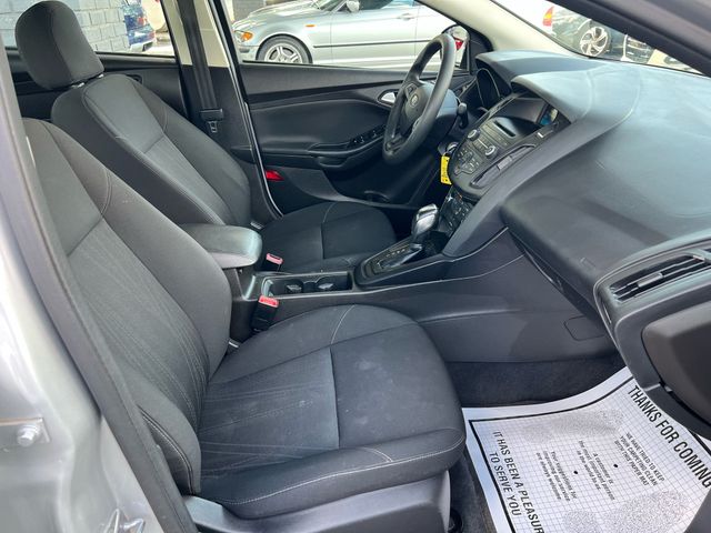 2016 Ford Focus - Image 26