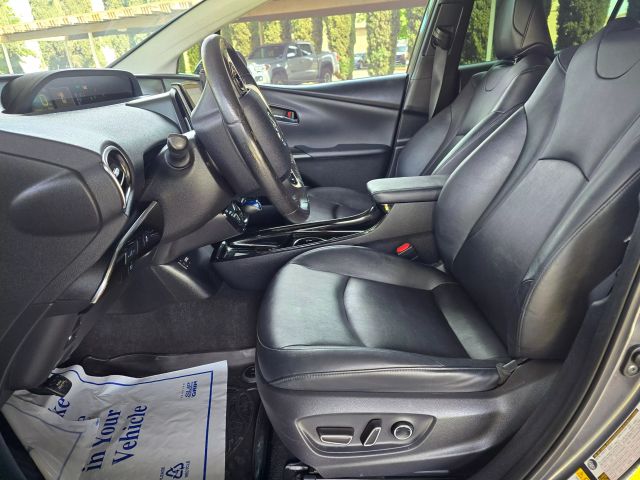 2017 Toyota Prius Prime - Image 16