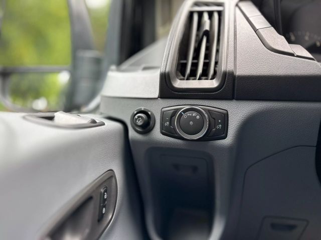 2019 Ford Transit 350 Passanger Van - Image 6