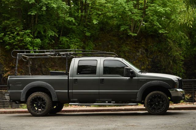 2003 Ford F250 Super Duty Crew Cab - Image 11