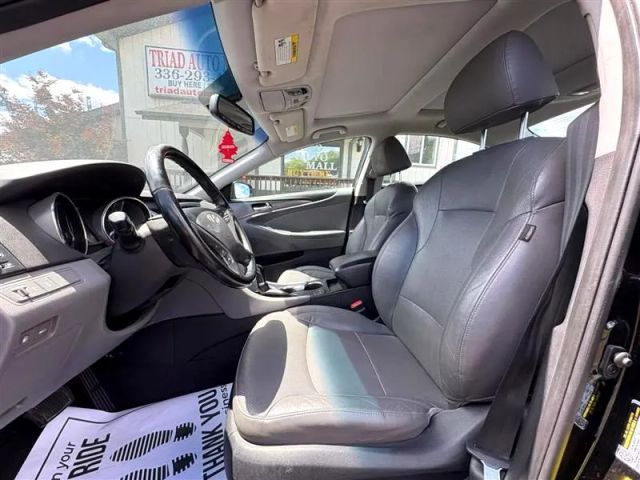 2014 Hyundai Sonata - Image 11