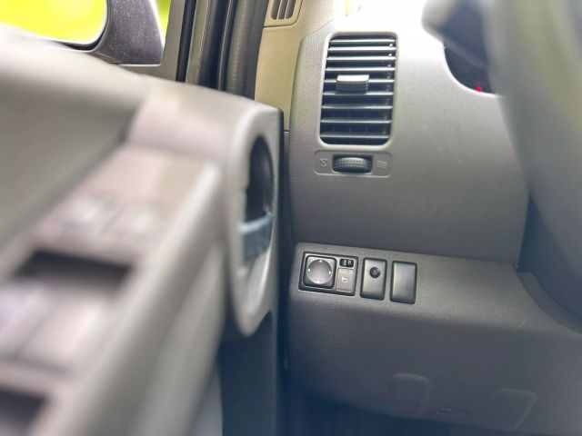 2005 Nissan Xterra - Image 5