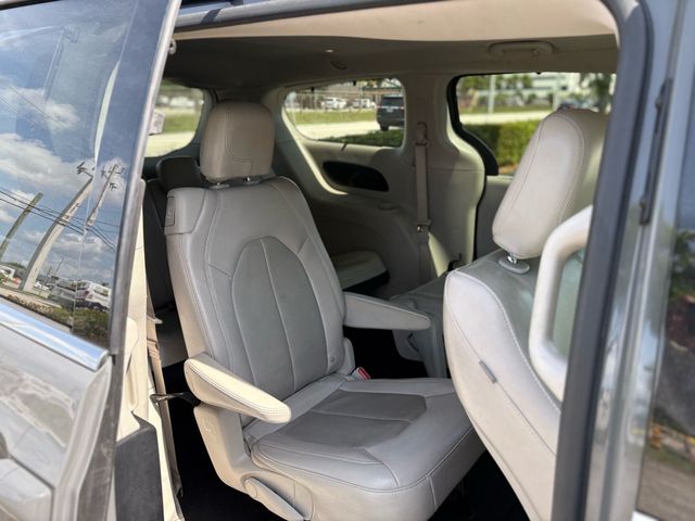 2021 CHRYSLER PACIFICA VAN V6, 3.6 LITER TOURING L MINIVAN 4D