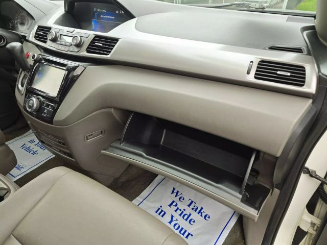 2016 Honda Odyssey - Image 30