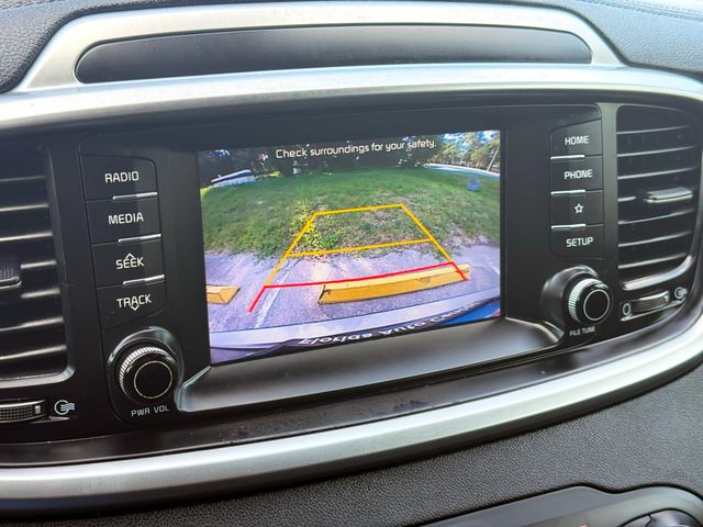 2019 Kia Sorento - Image 8