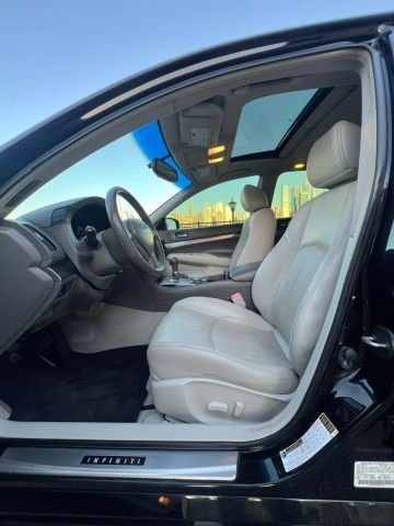 2015 Infiniti Q40 Sedan 4d - Image 10