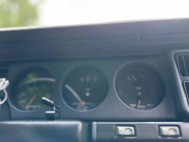1992 Pontiac Firebird - Image 10