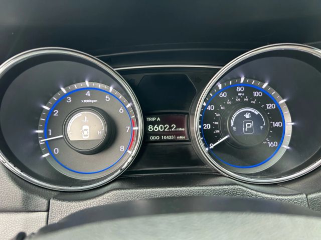 2014 Hyundai Sonata - Image 21