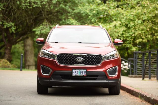 2016 Kia Sorento - Image 23