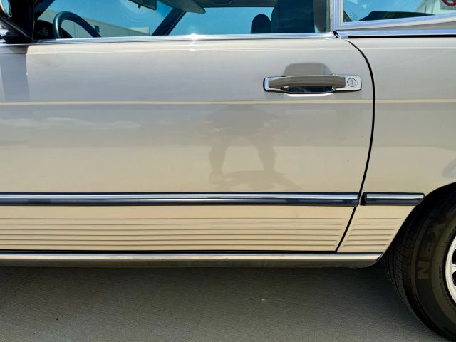 1987 Mercedes-benz 560 Series - Image 38