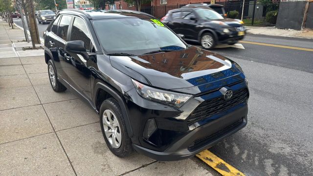 2019 TOYOTA RAV4 SUV 4-CYL, 2.5 LITER LE SPORT UTILITY 4D