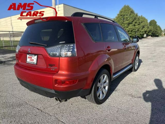 2010 Mitsubishi Outlander - Image 4
