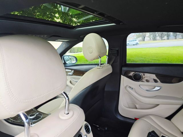 2018 Mercedes-benz C-class - Image 38
