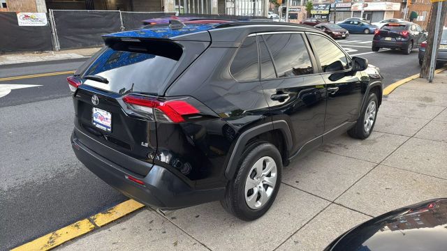 2019 TOYOTA RAV4 SUV 4-CYL, 2.5 LITER LE SPORT UTILITY 4D